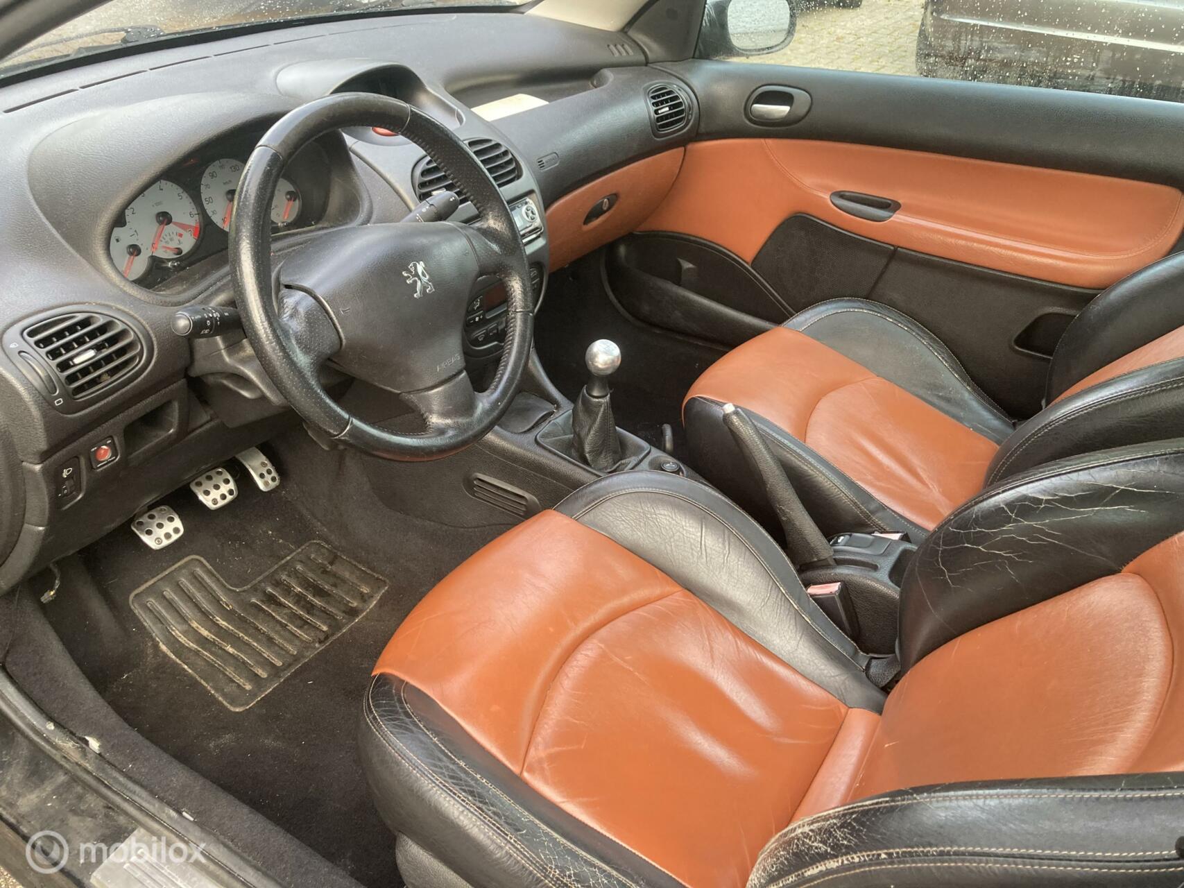 Foto van Peugeot 206 CC