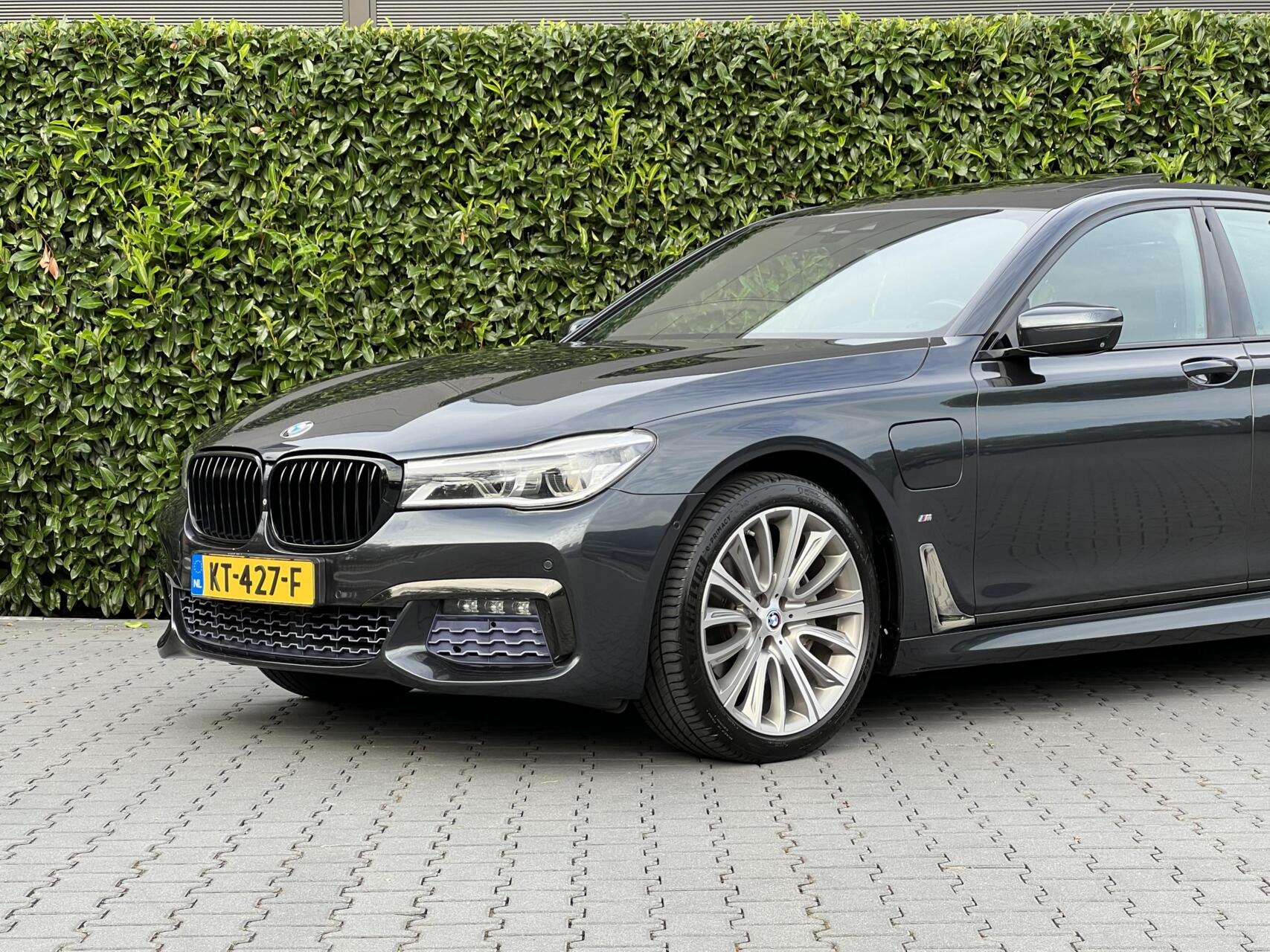 Foto van BMW 740e Iperformance