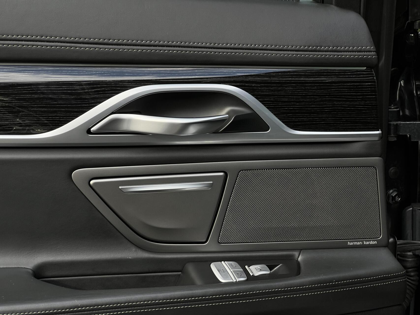 Foto van BMW 740e Iperformance