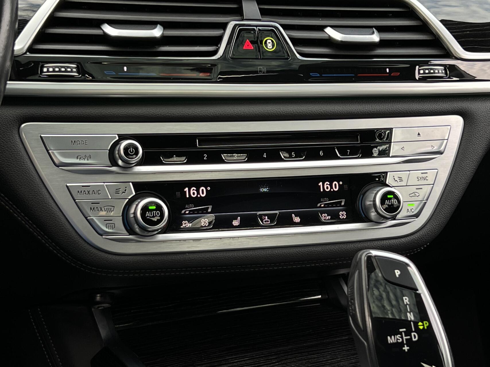 Foto van BMW 740e Iperformance