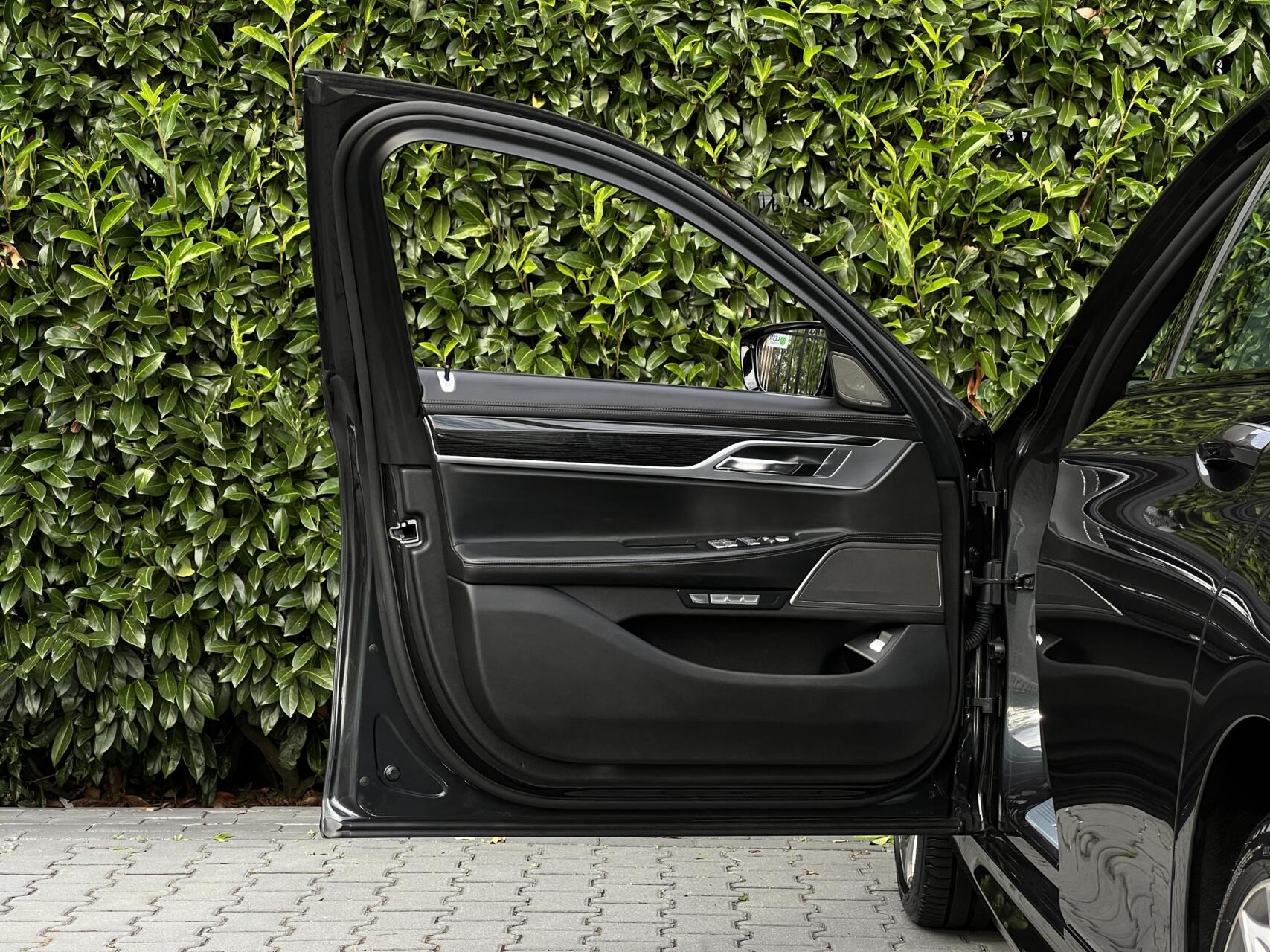 Foto van BMW 740e Iperformance