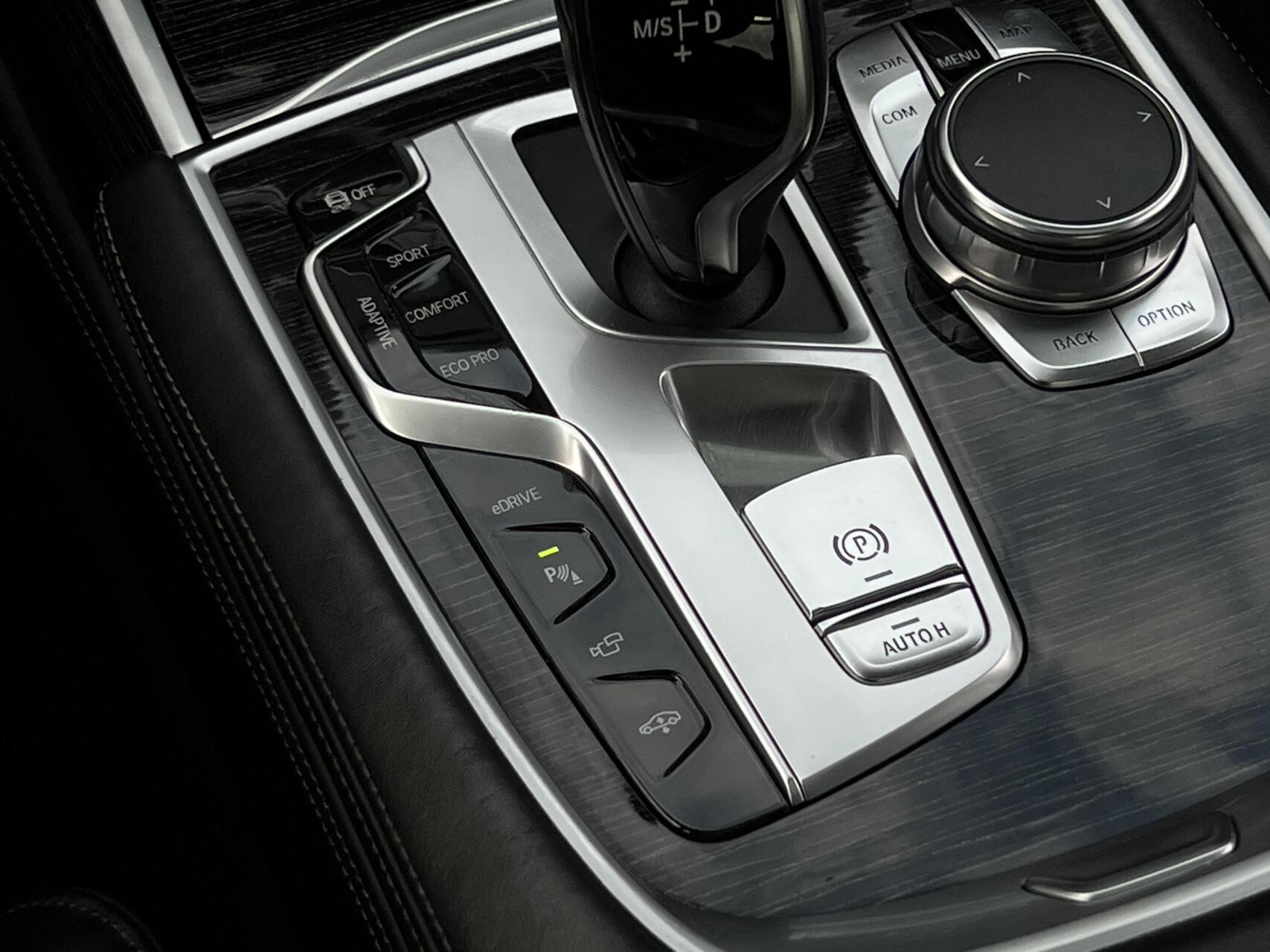 Foto van BMW 740e Iperformance