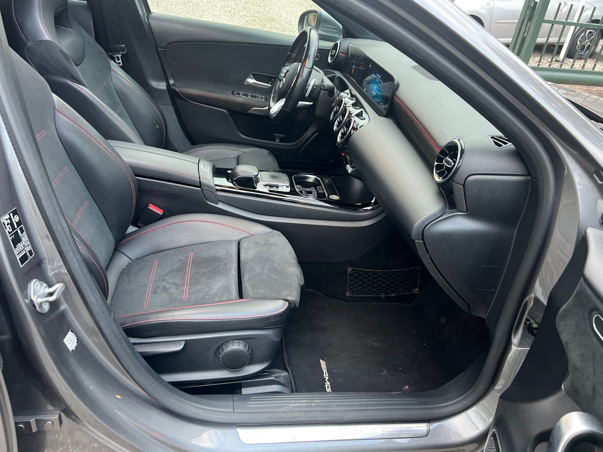 Foto van Mercedes-Benz A 200