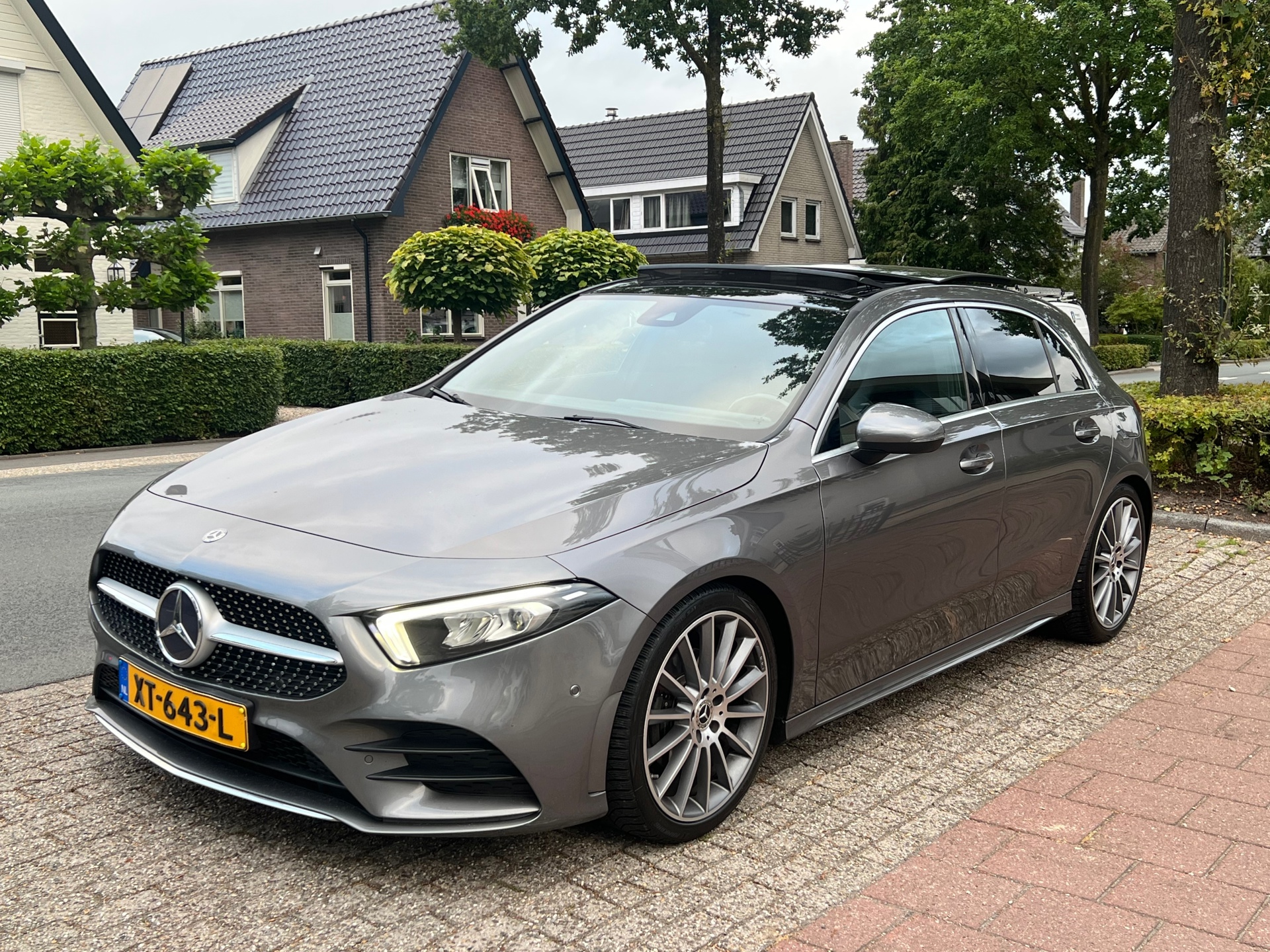 Foto van Mercedes-Benz A 200