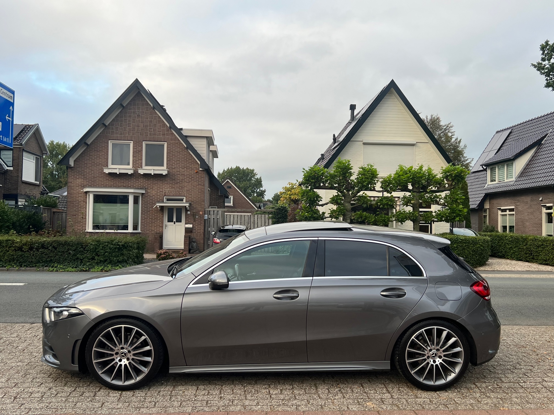 Foto van Mercedes-Benz A 200
