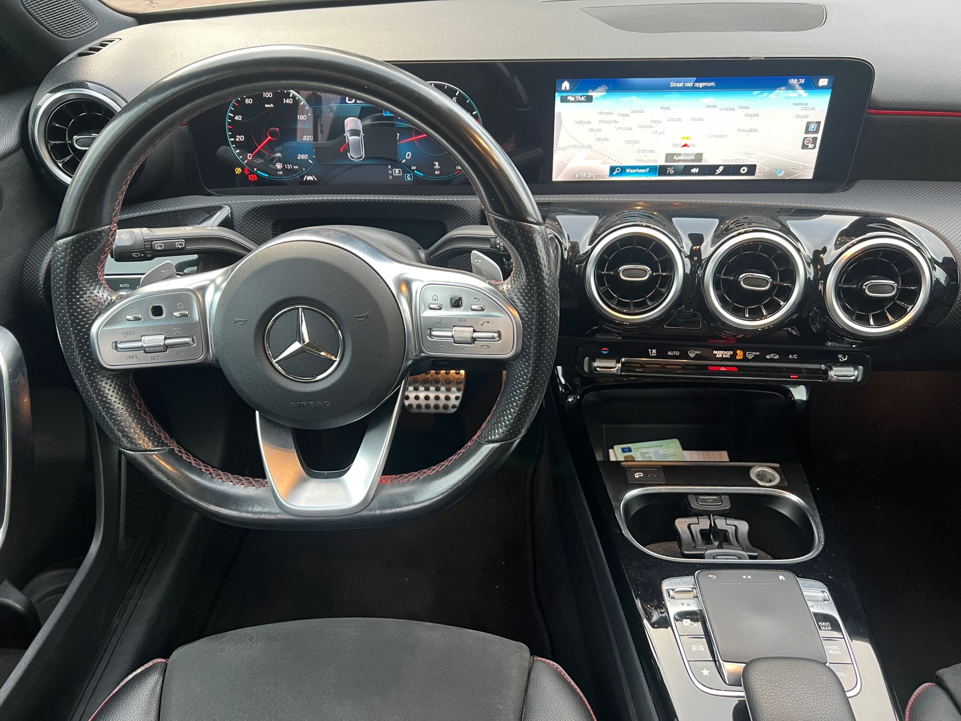 Foto van Mercedes-Benz A 200