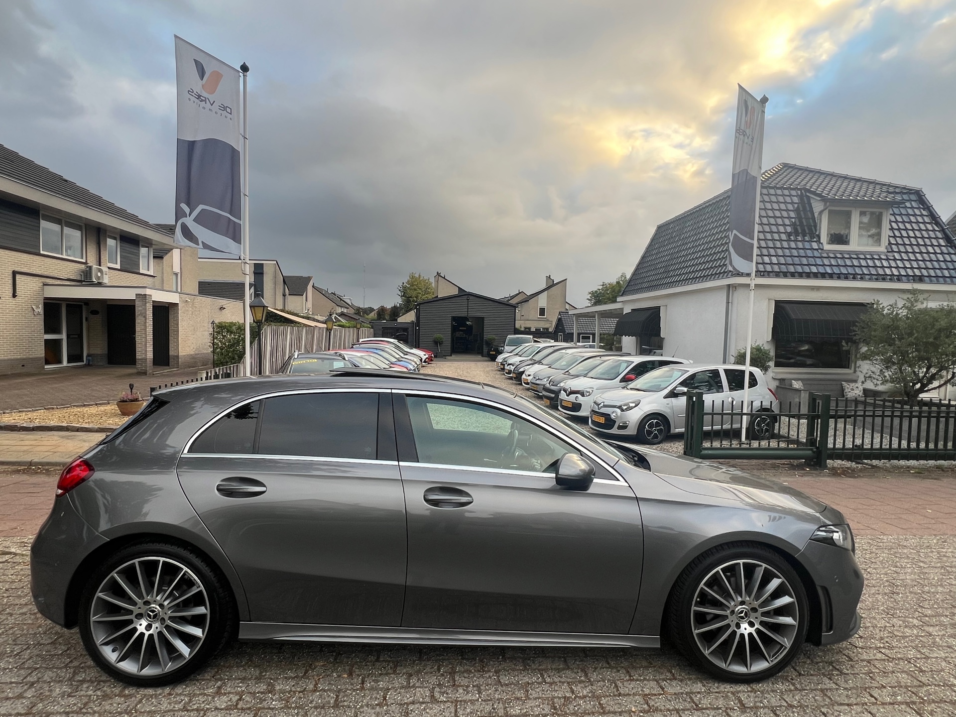 Foto van Mercedes-Benz A 200