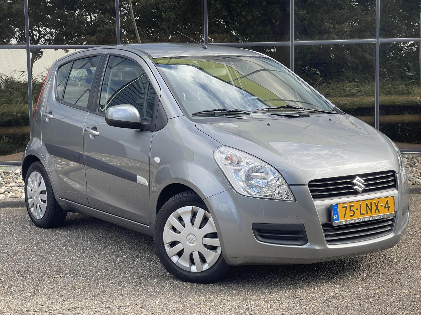 Suzuki Splash 1.2 Benzine | Elektrische ramen | Trekhaak | 5-deurs | 2010 2010 - voorkant