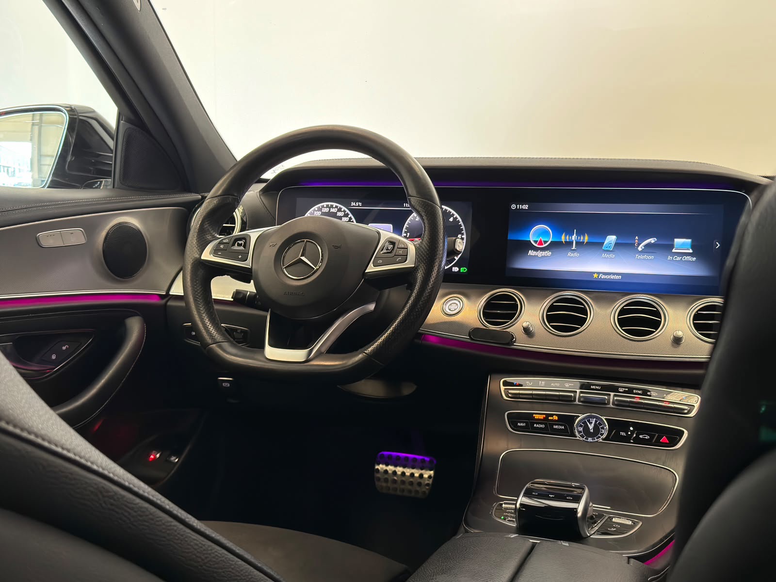 Foto van Mercedes-Benz E 220 D