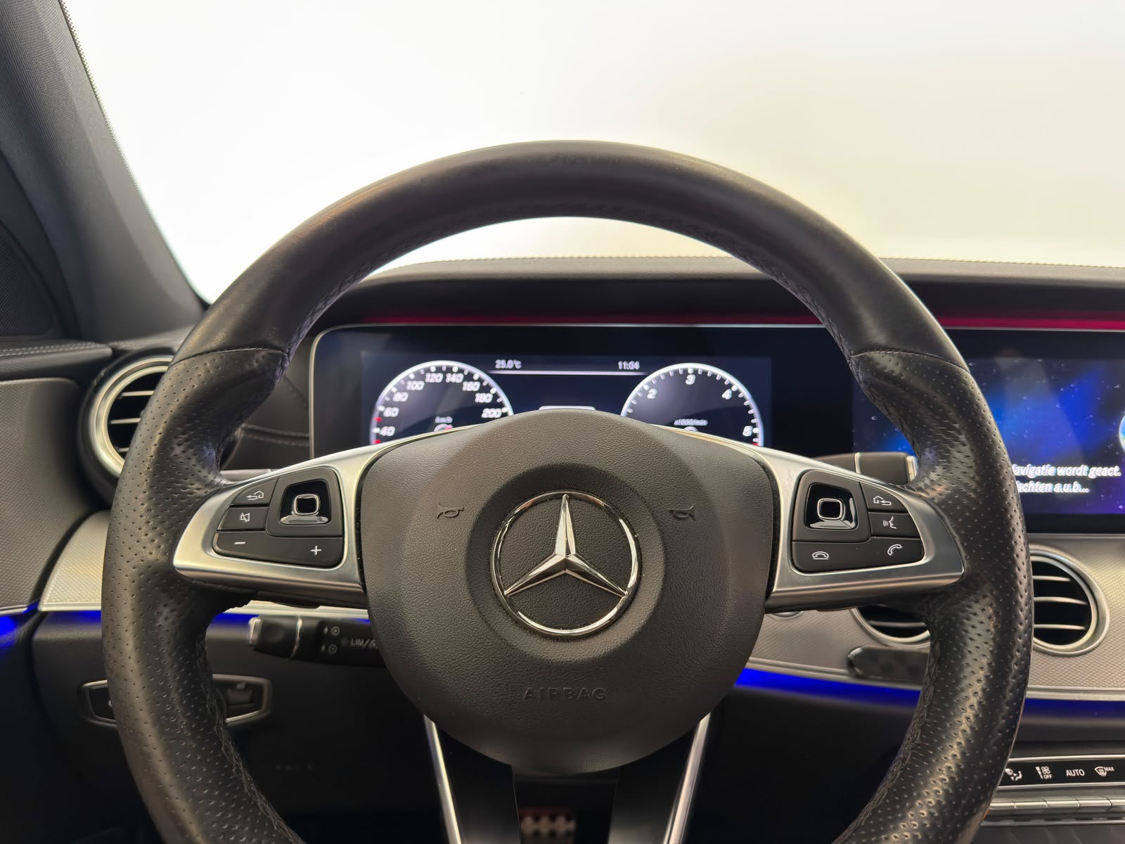 Foto van Mercedes-Benz E 220 D