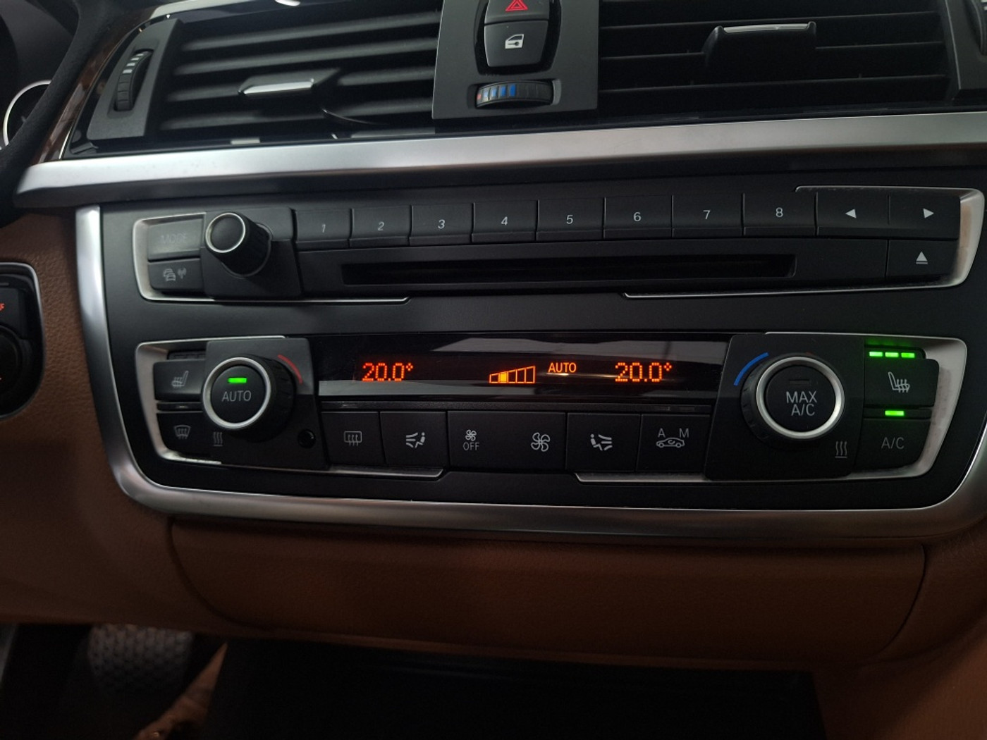 Foto van BMW 320i xDrive