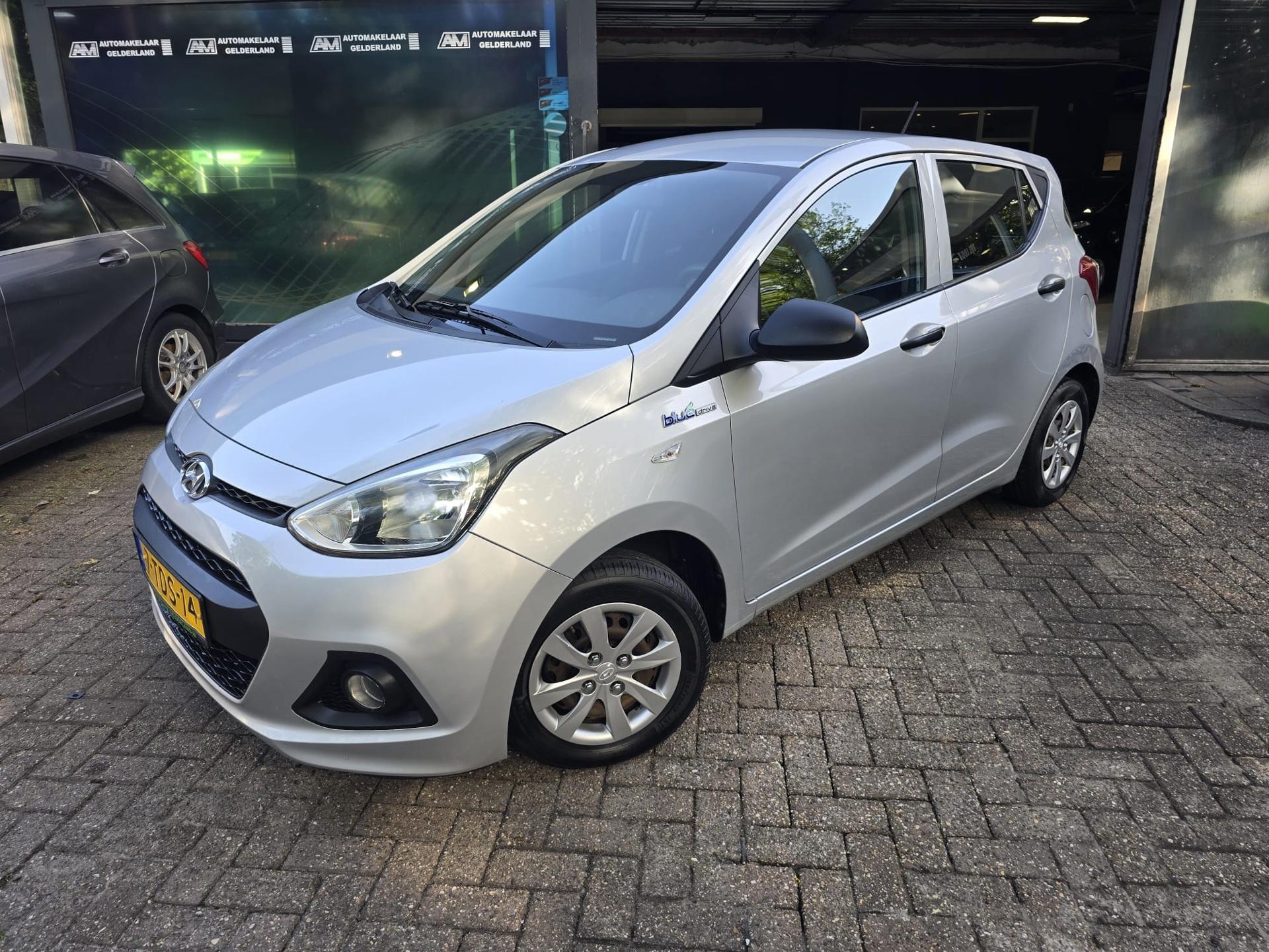 Hyundai I10 1.0i i-Motion | 2E EIGENAAR |3/6 OF 12MND 2014 - voorkant