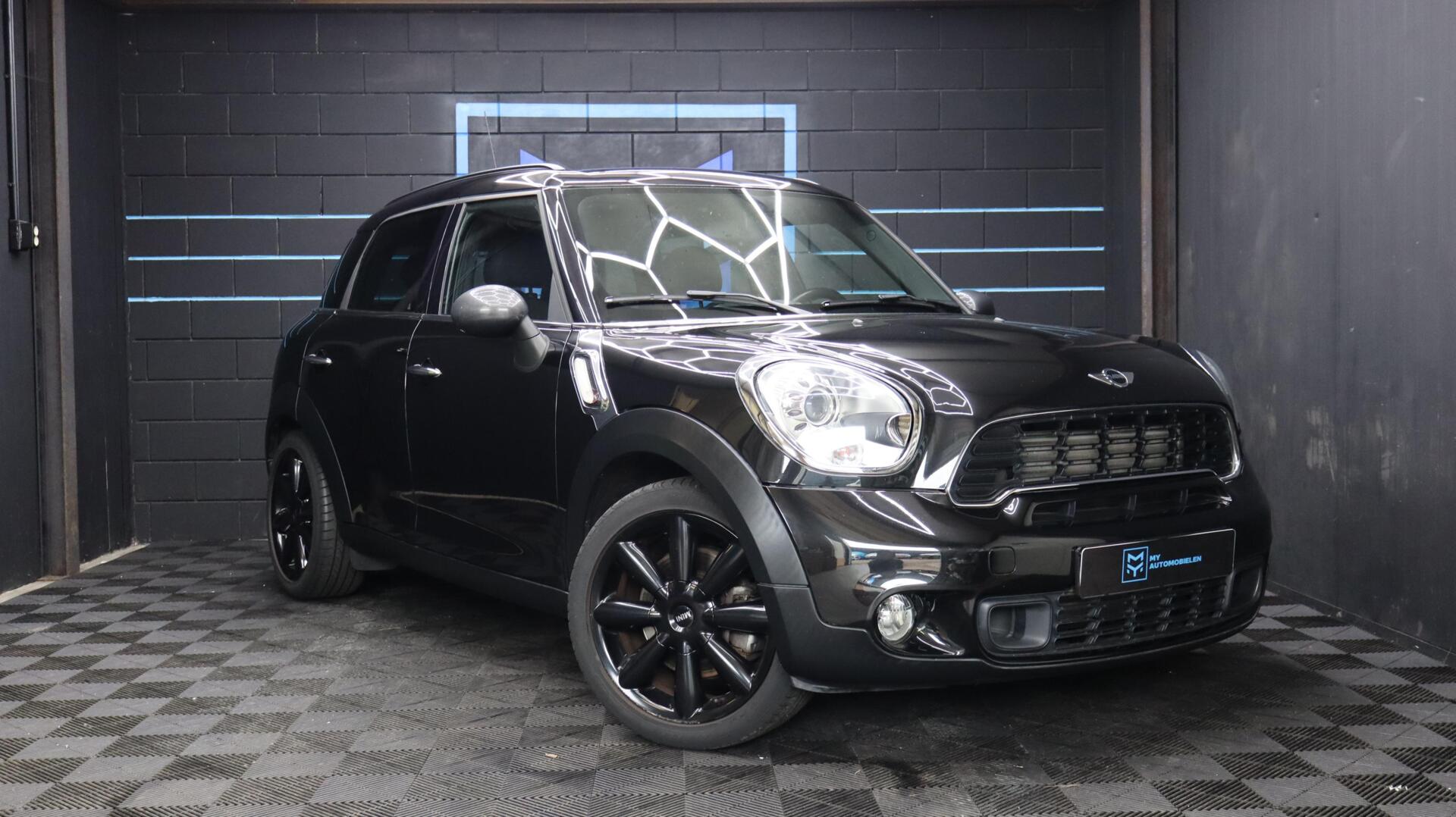 Mini Cooper S Countryman 1.6 Cooper S Chili PANO 2012 - voorkant