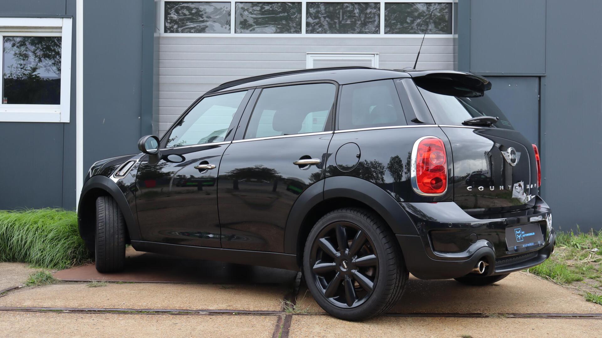 Foto van Mini Cooper S Countryman