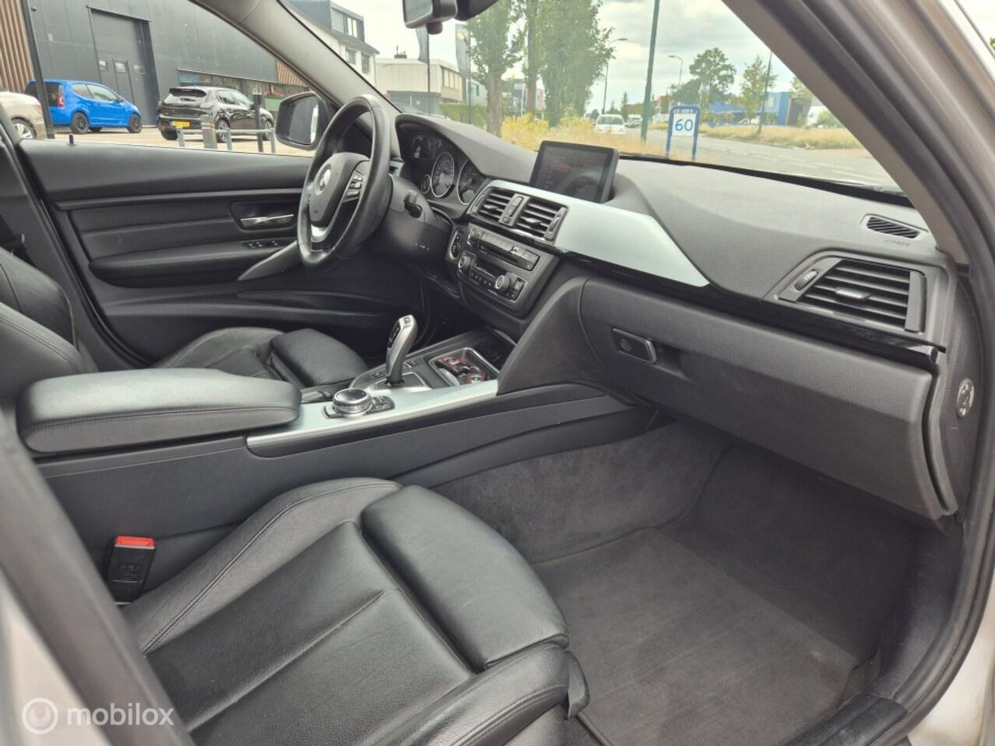 Foto van BMW 320i