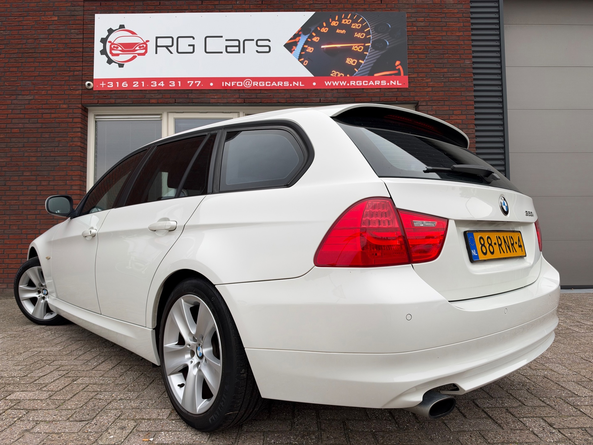 Foto van BMW 320i
