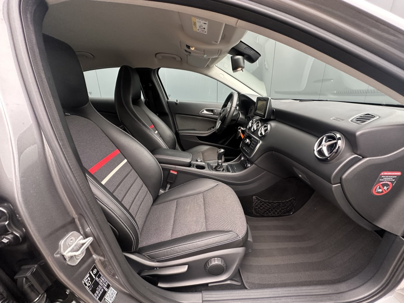 Foto van Mercedes-Benz A 180