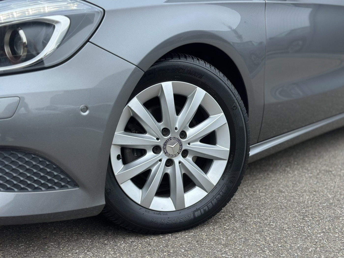 Foto van Mercedes-Benz A 180