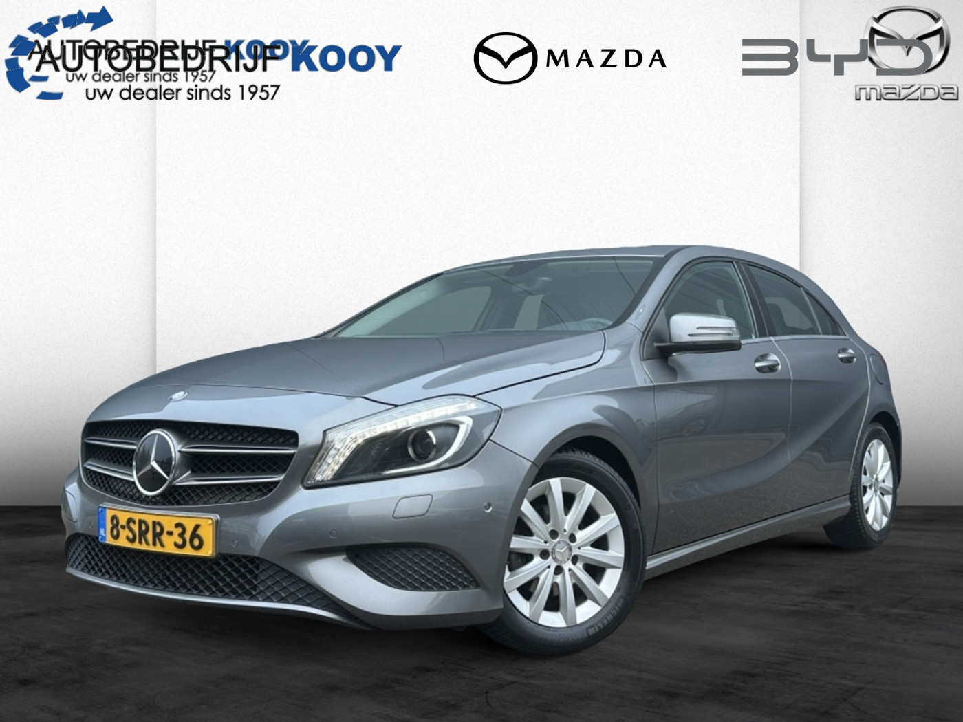 Mercedes-Benz A 180 180 123pk/ Climate Control / Navi / Parkeersensoren 2013 - voorkant