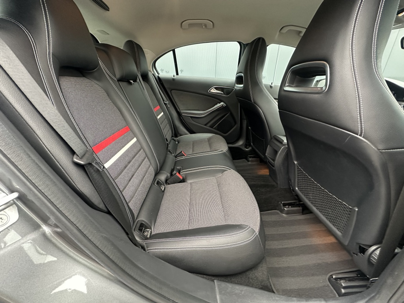 Foto van Mercedes-Benz A 180