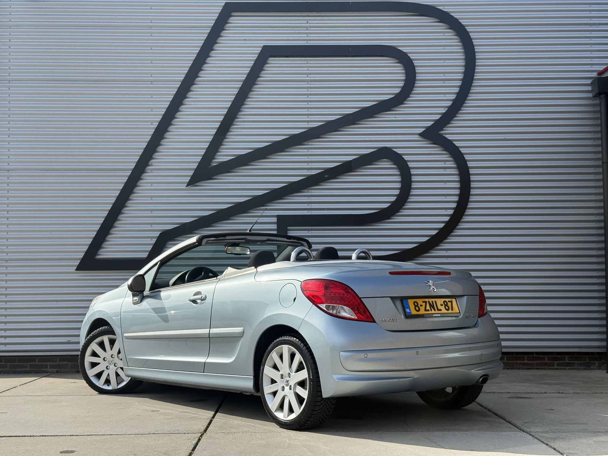 Foto van Peugeot 207 CC