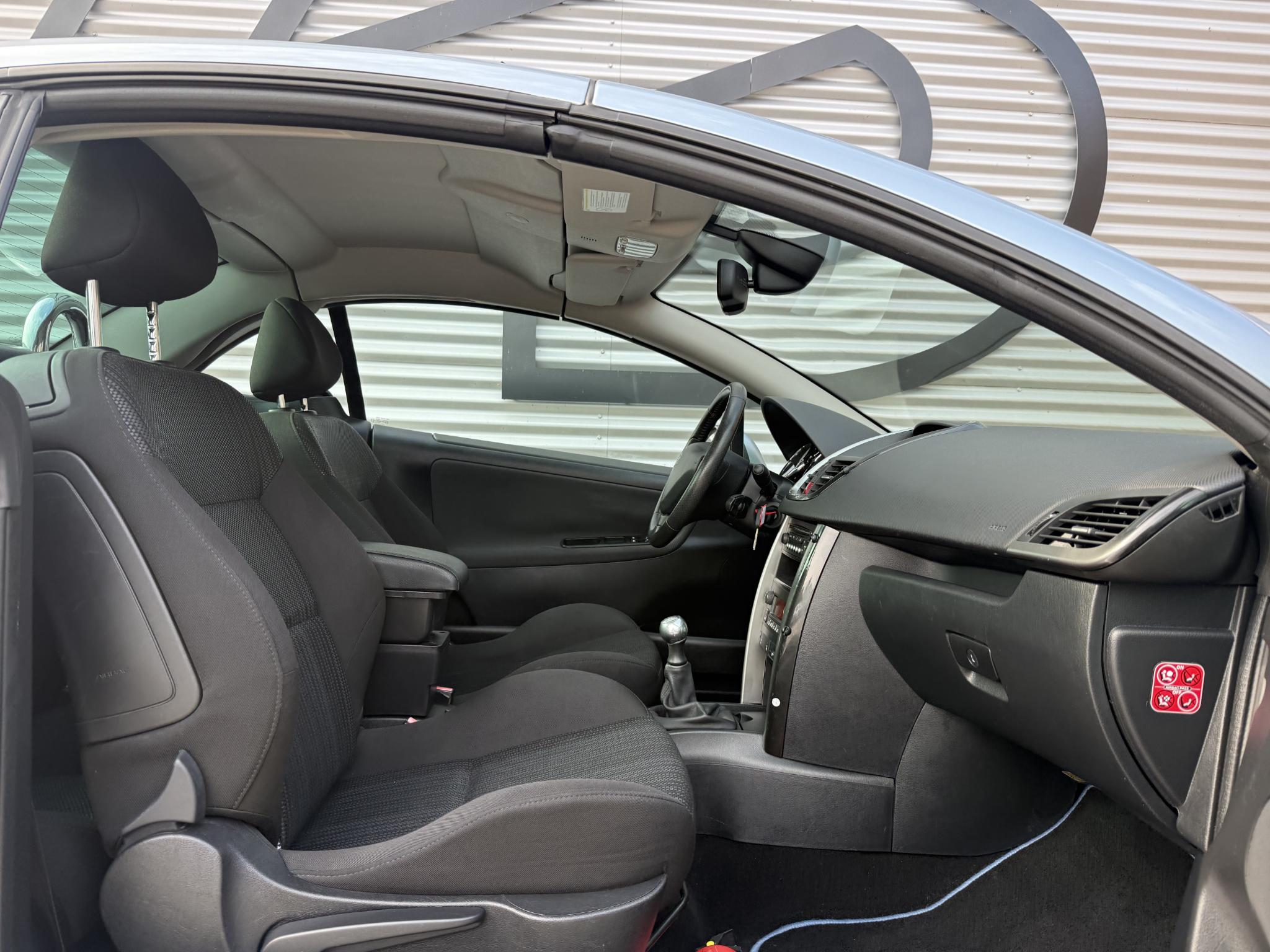 Foto van Peugeot 207 CC