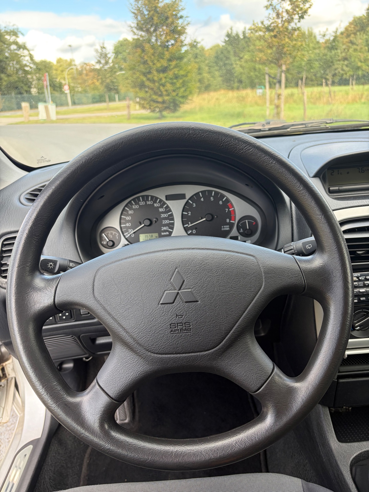 Foto van Mitsubishi Carisma