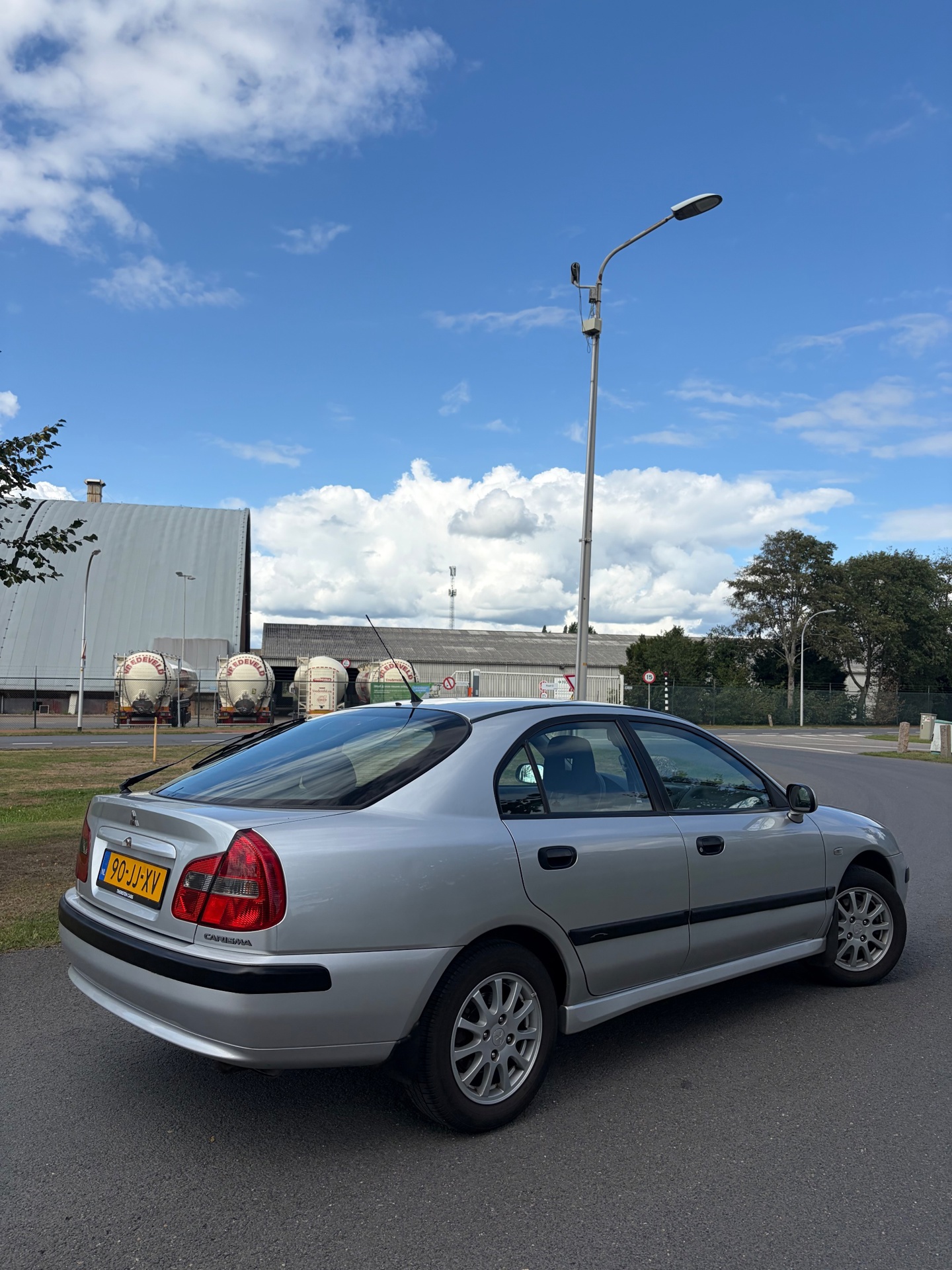 Foto van Mitsubishi Carisma