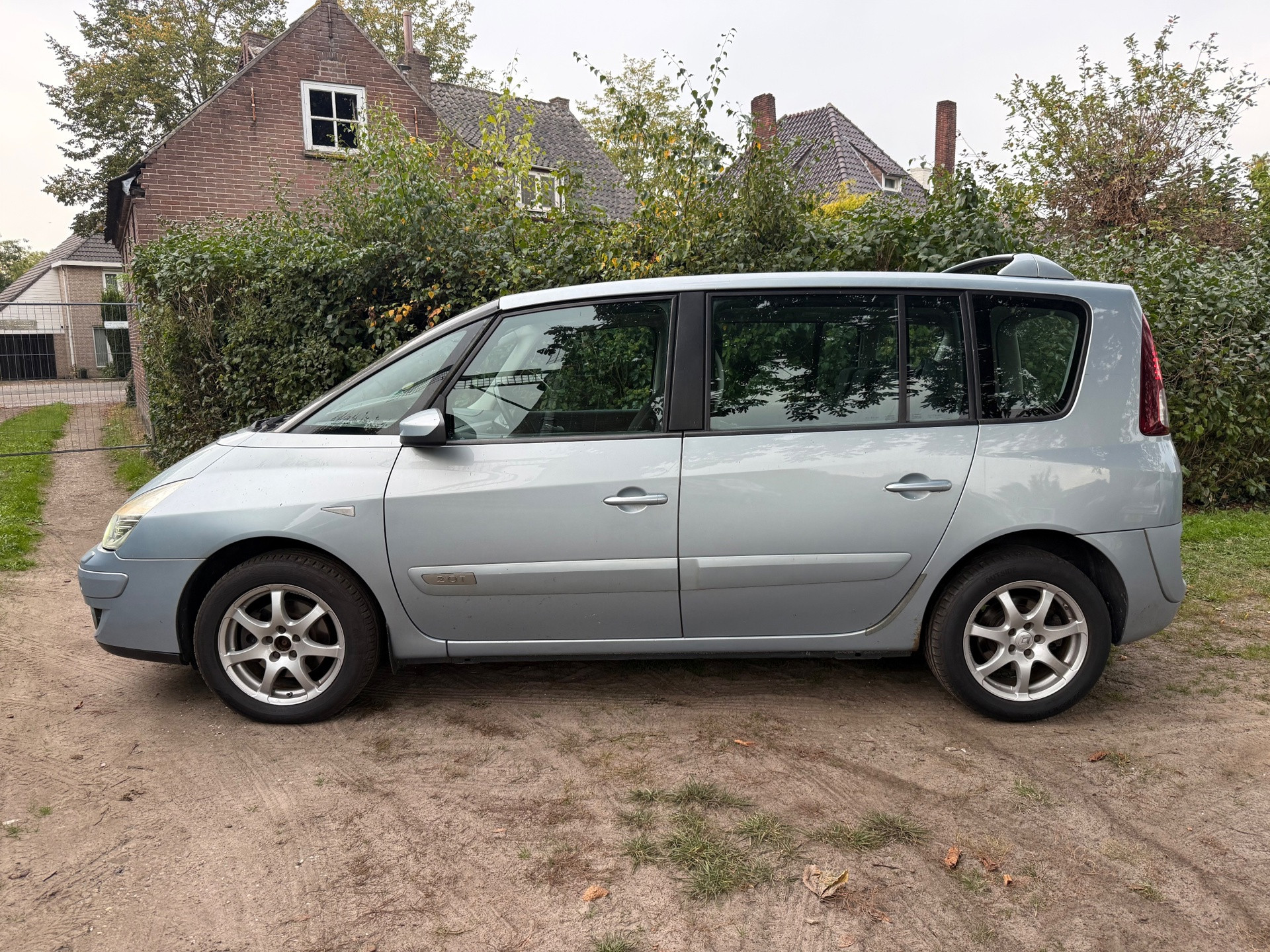 Renault Espace 2.0T Privilège AUTOMAAT CLIMA PANO The Car Drives And Shifts Well 2007 - voorkant