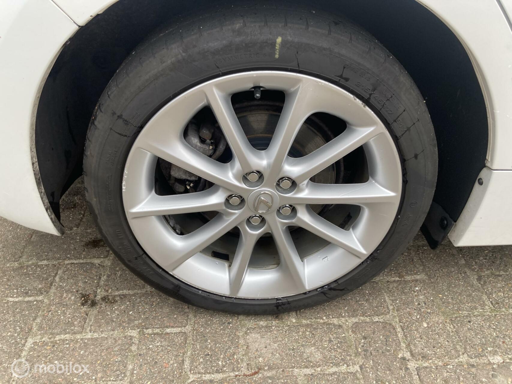 Foto van Lexus CT