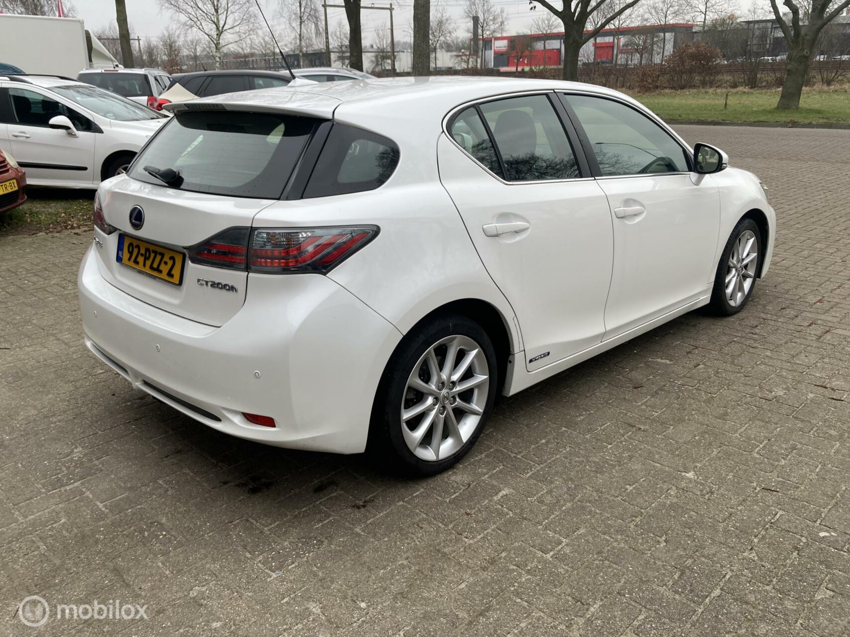 Foto van Lexus CT