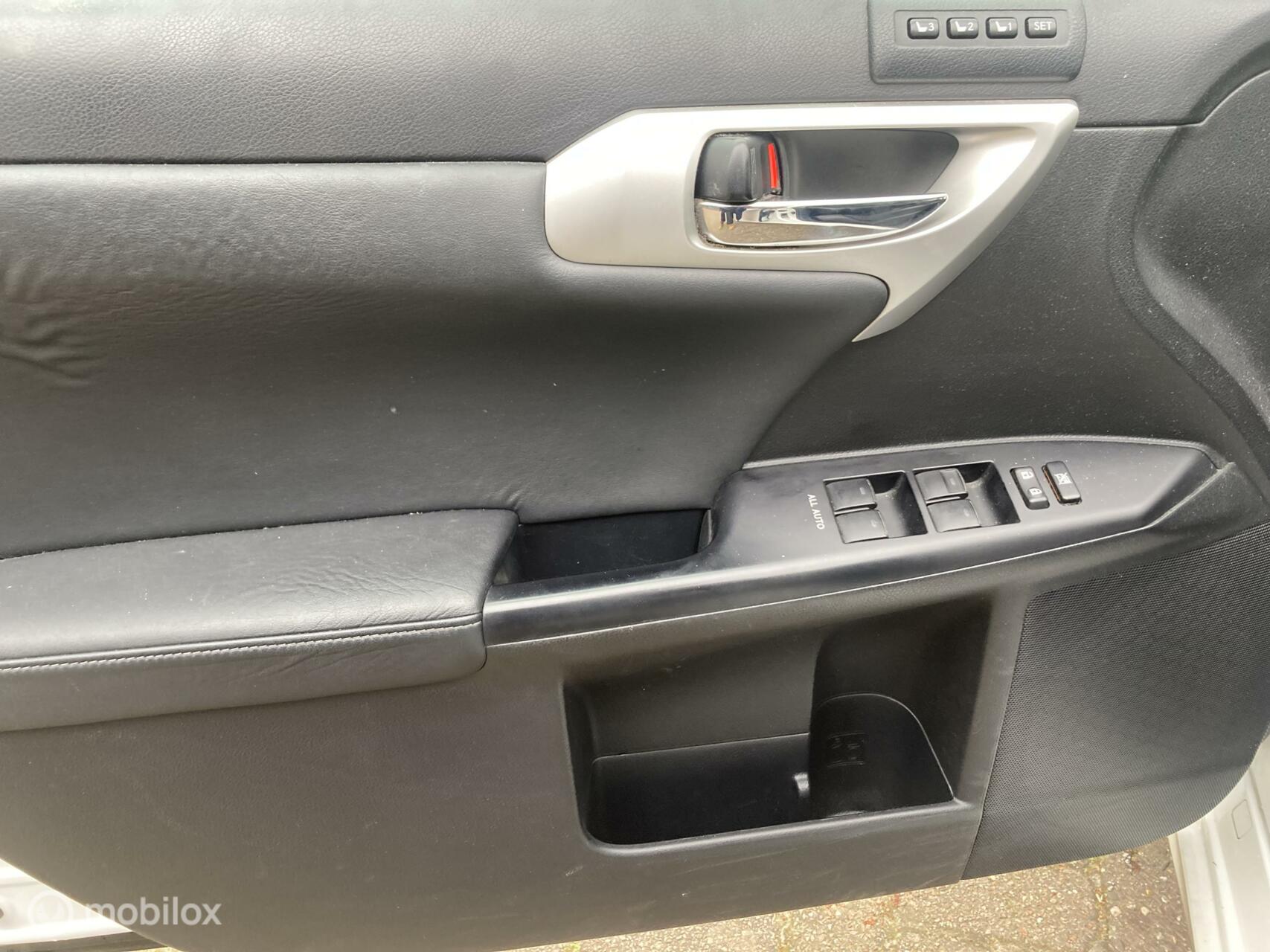 Foto van Lexus CT