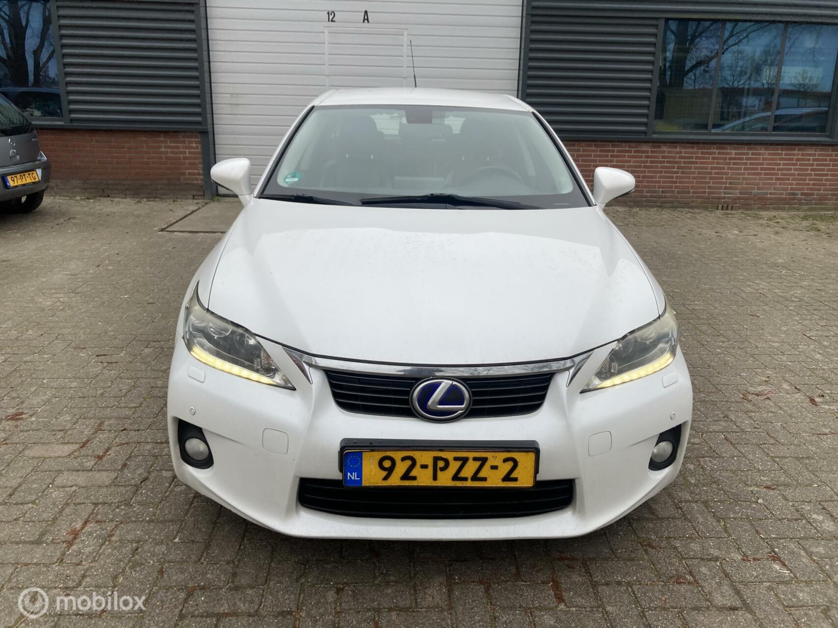 Foto van Lexus CT