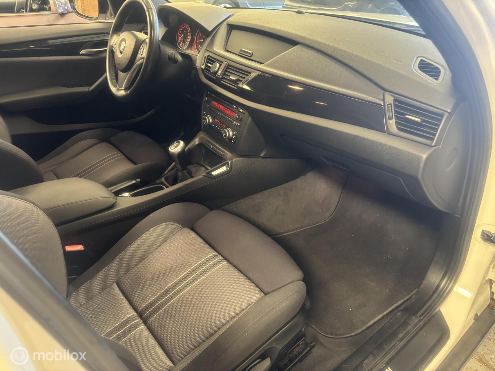 Foto van BMW X1 sDrive 18i