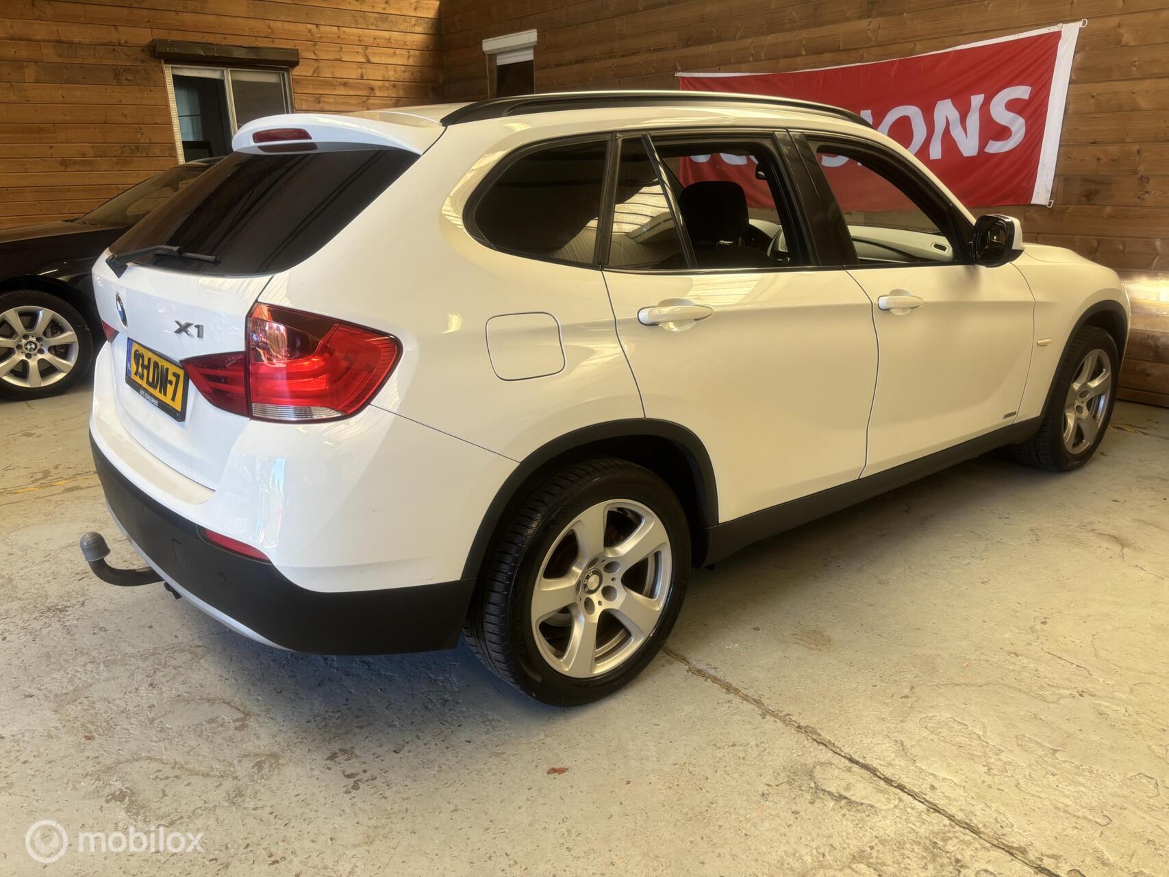 Foto van BMW X1 sDrive 18i