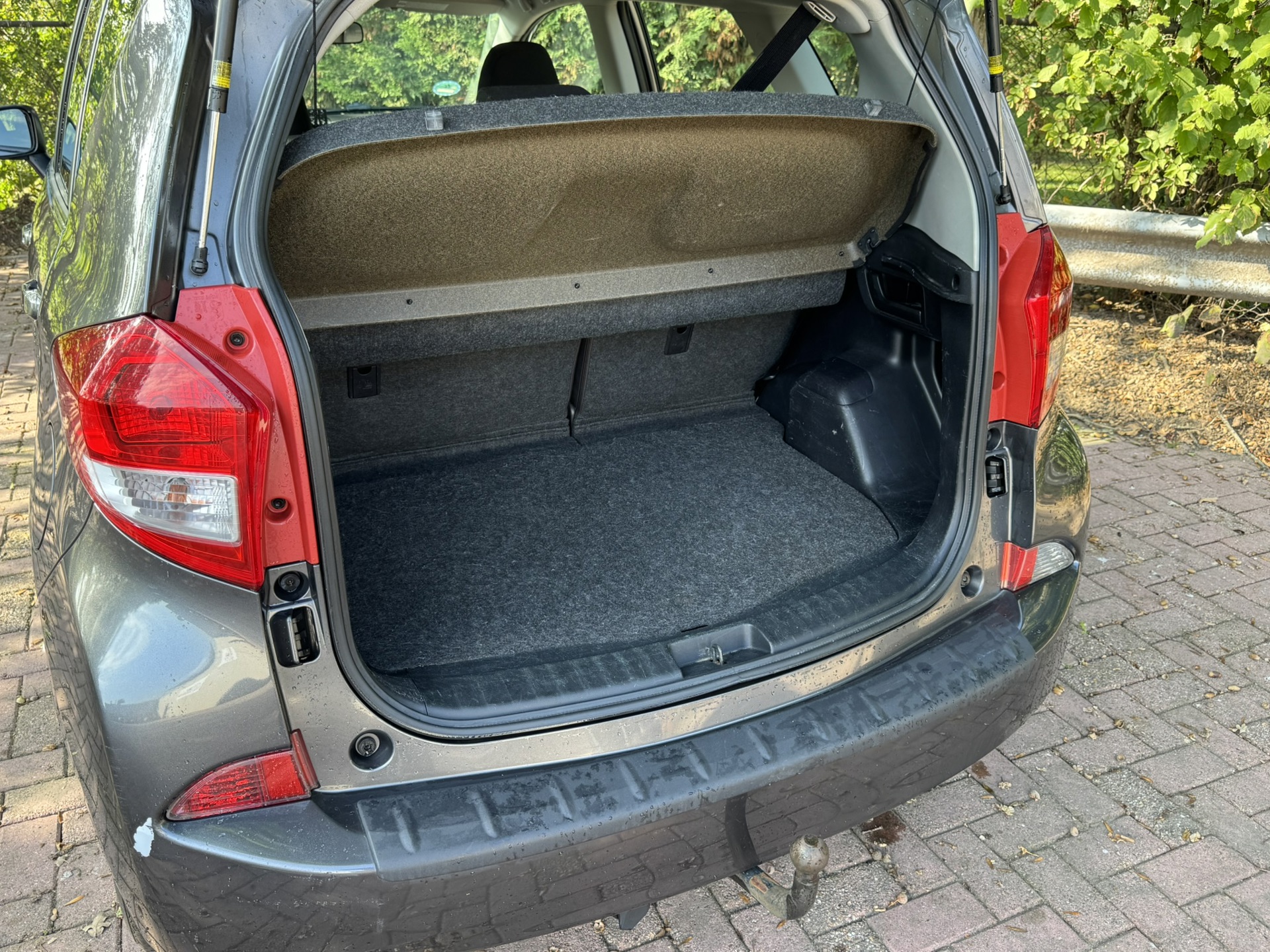 Foto van Subaru Subaru Trezia