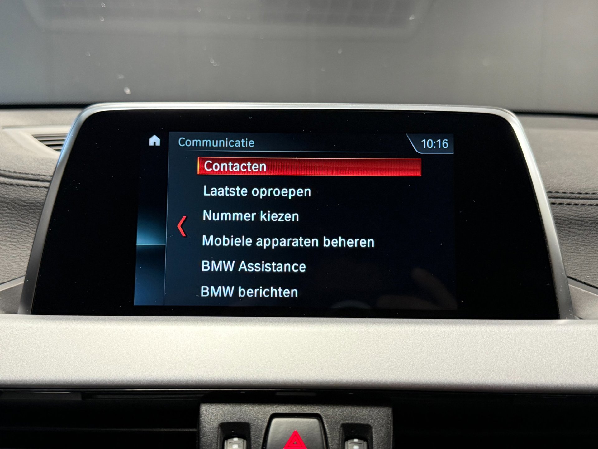Foto van BMW X2 Sdrive18i