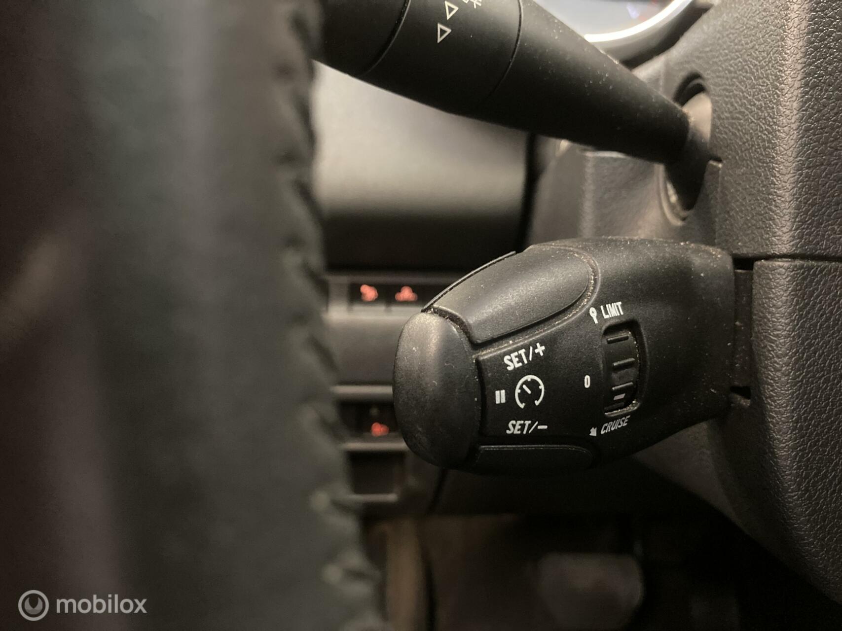 Foto van Peugeot 5008