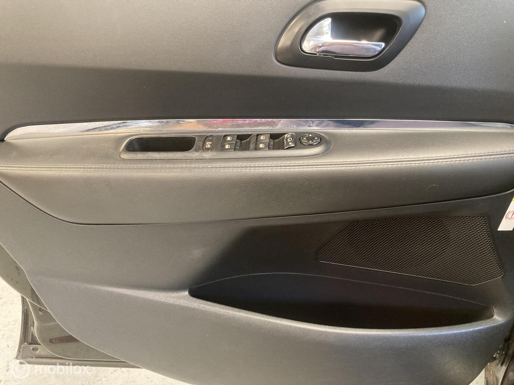 Foto van Peugeot 5008