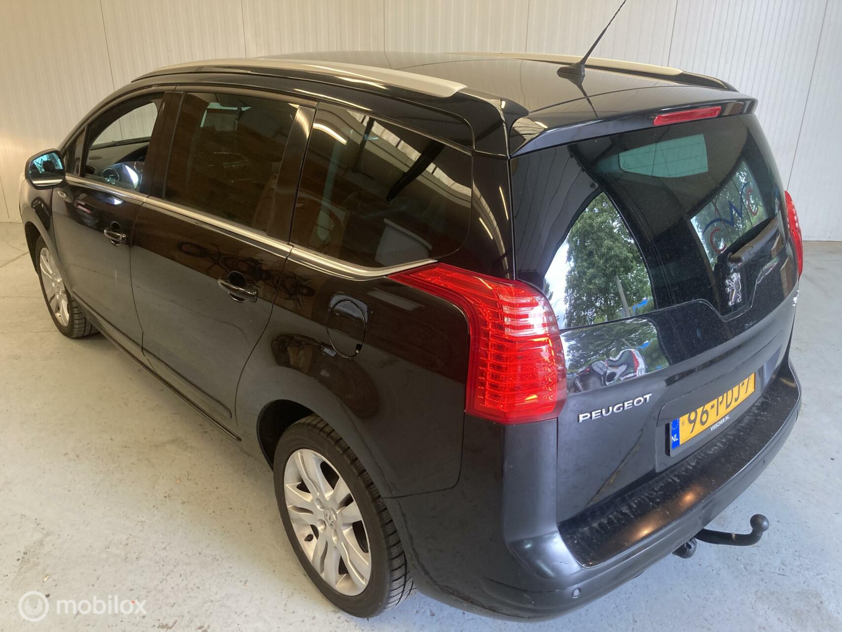 Foto van Peugeot 5008