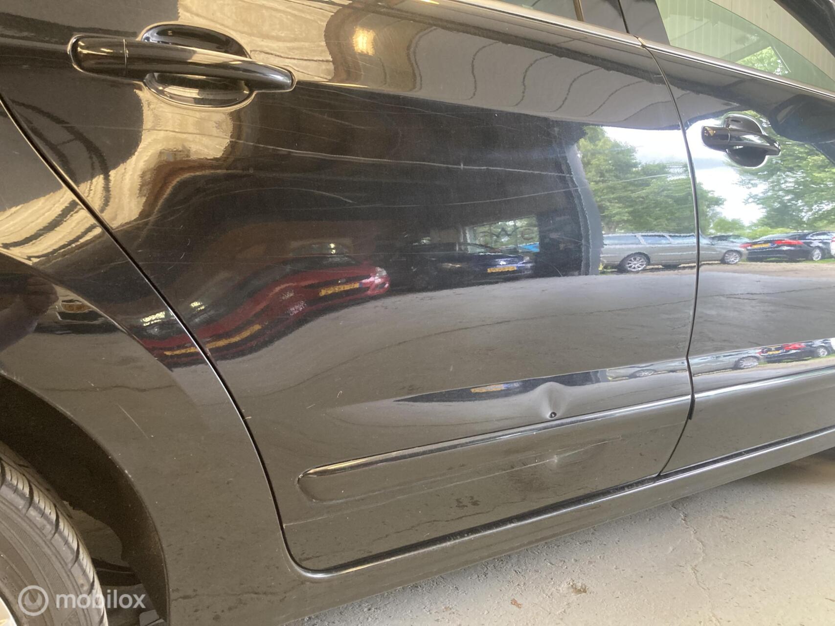 Foto van Peugeot 5008