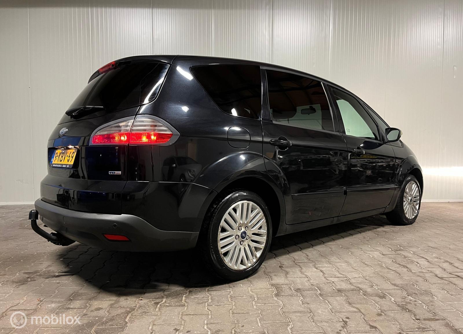 Foto van Ford S-max