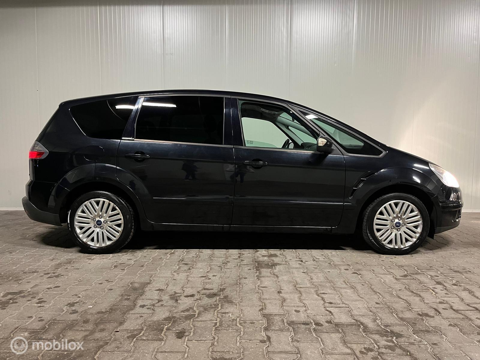 Foto van Ford S-max