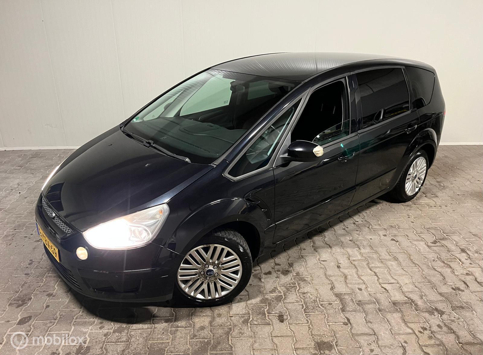 Foto van Ford S-max