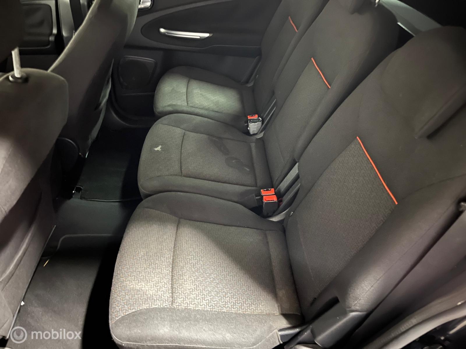 Foto van Ford S-max