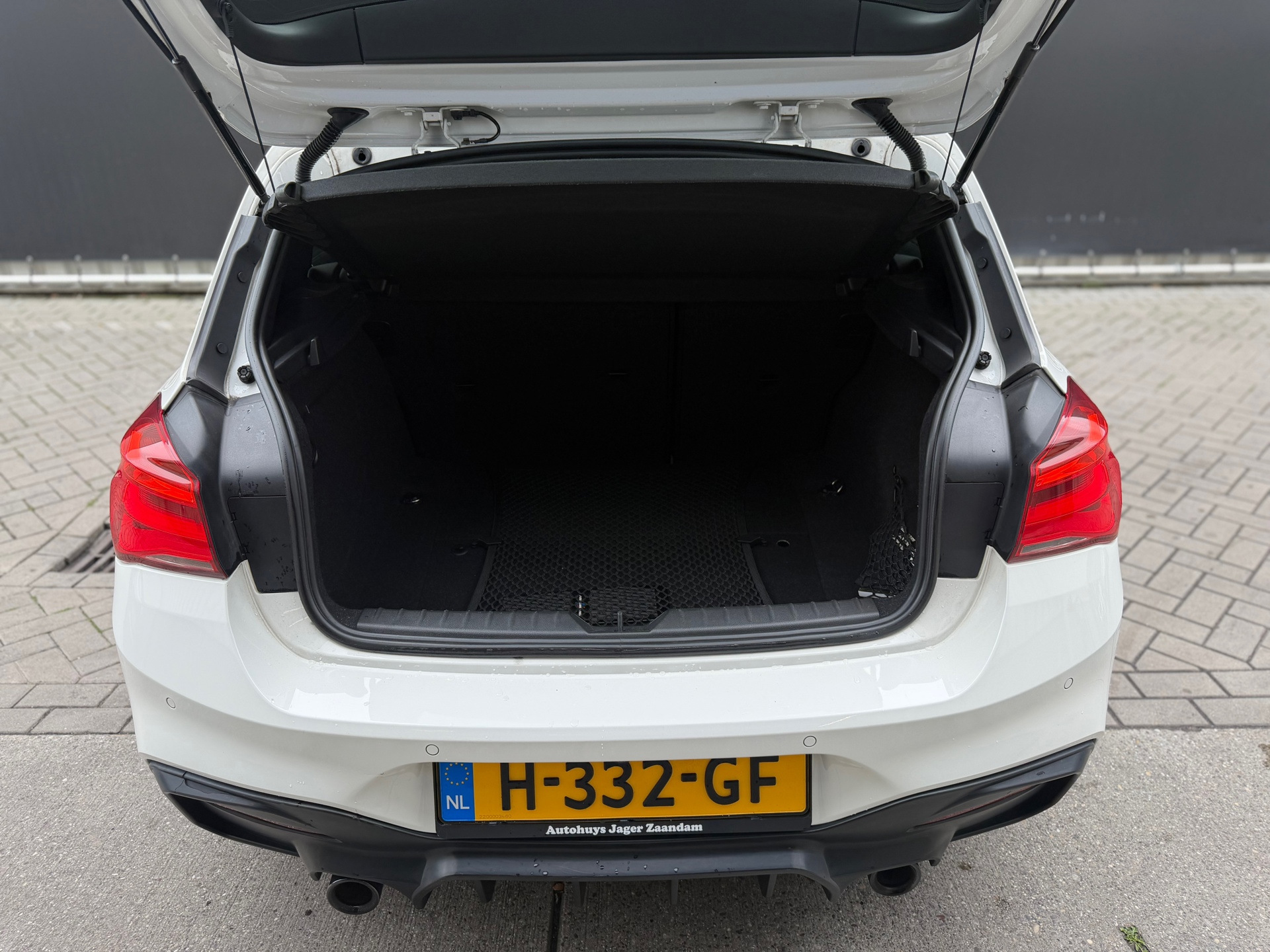 Foto van BMW M140i