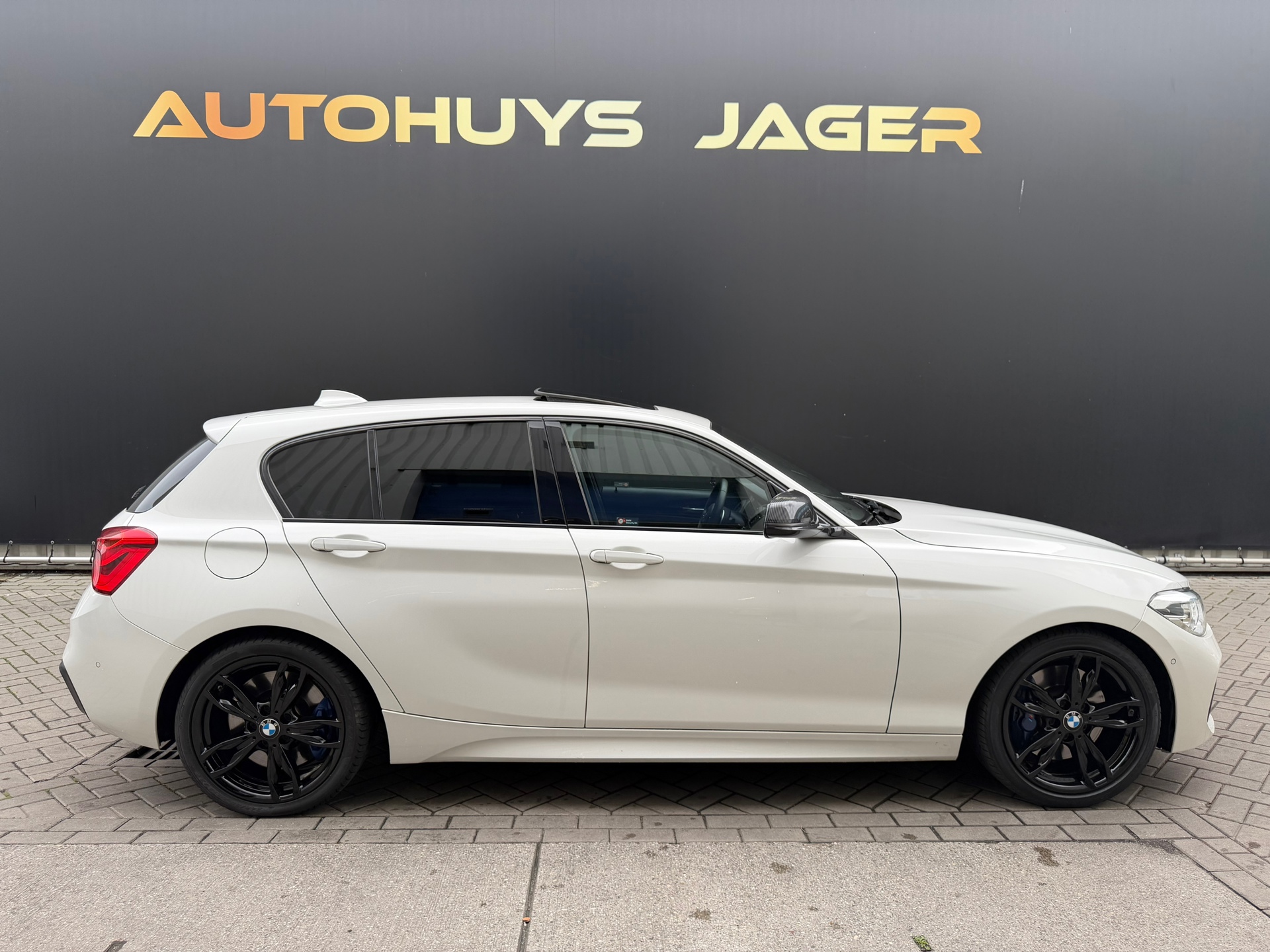 Foto van BMW M140i