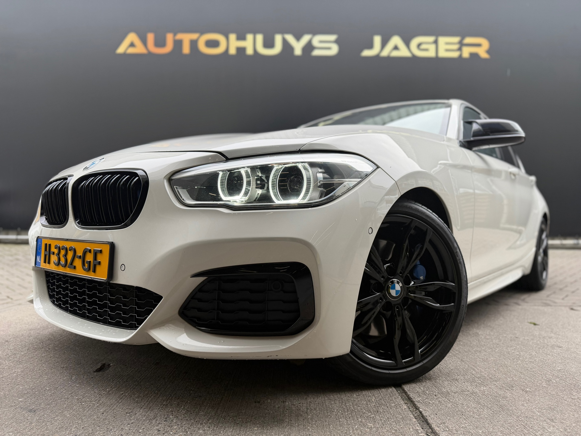 Foto van BMW M140i