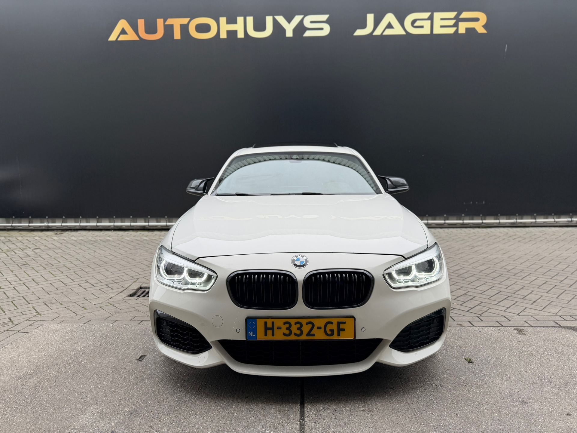Foto van BMW M140i