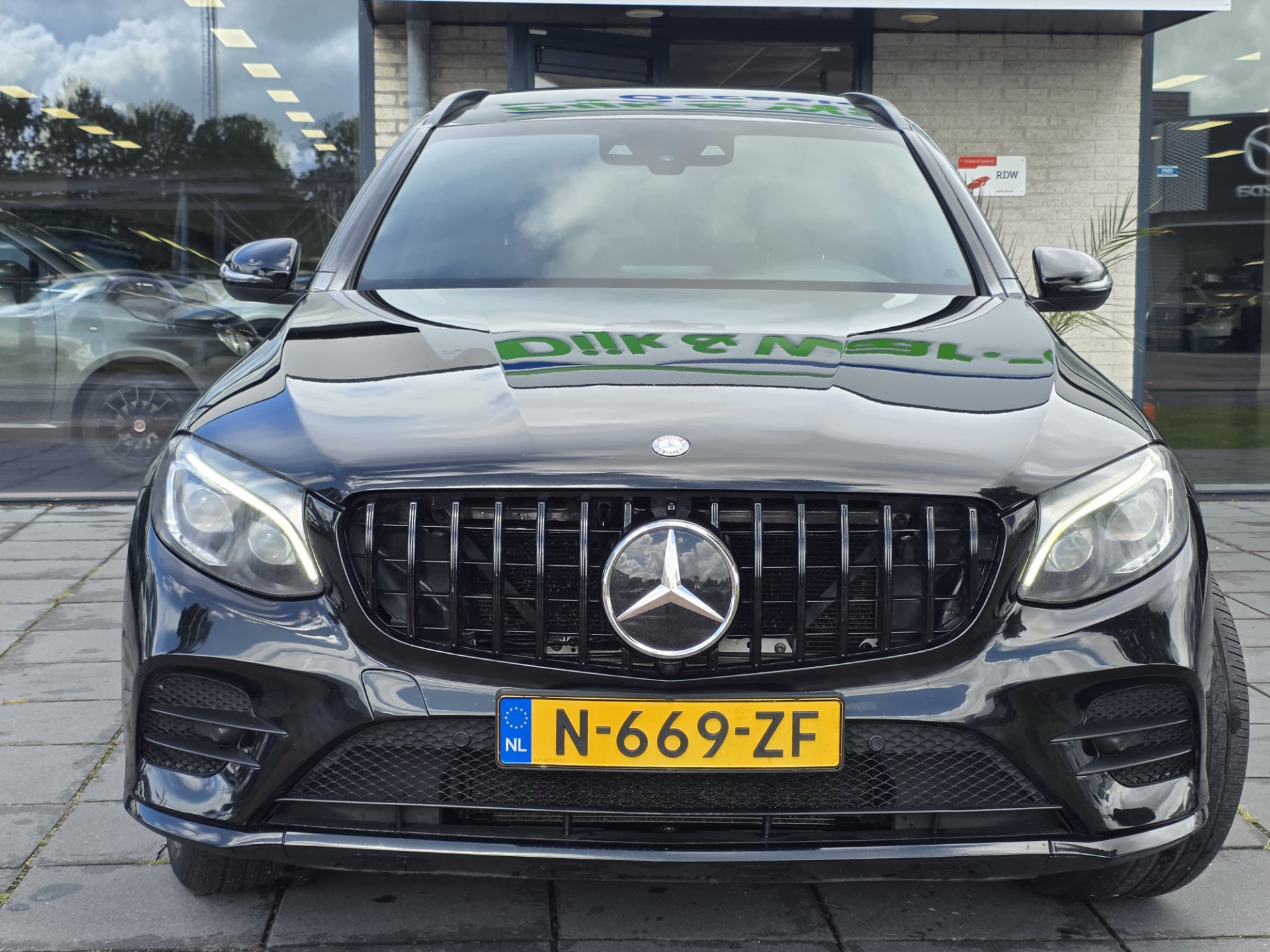 Foto van Mercedes-Benz GLC 250 D 4Matic